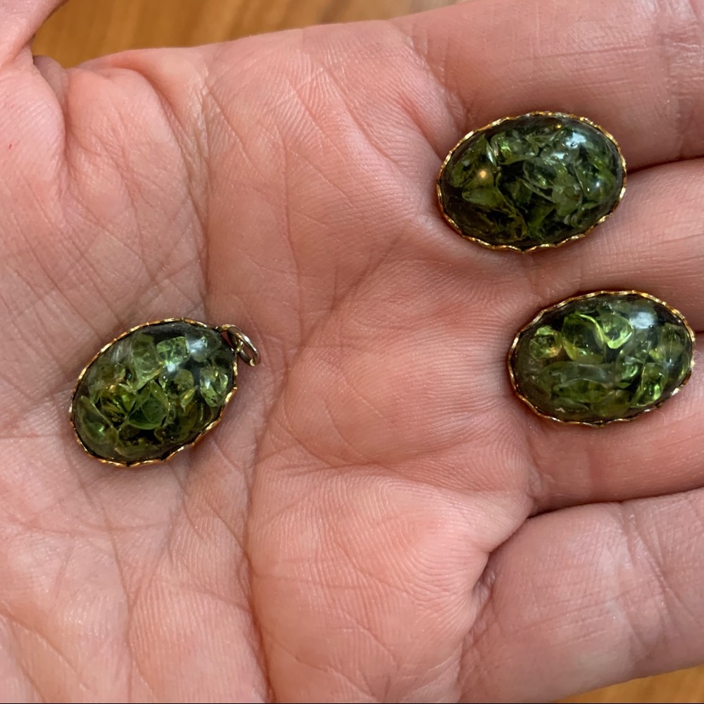 3/$20 Green pendant and clip-on earrings set